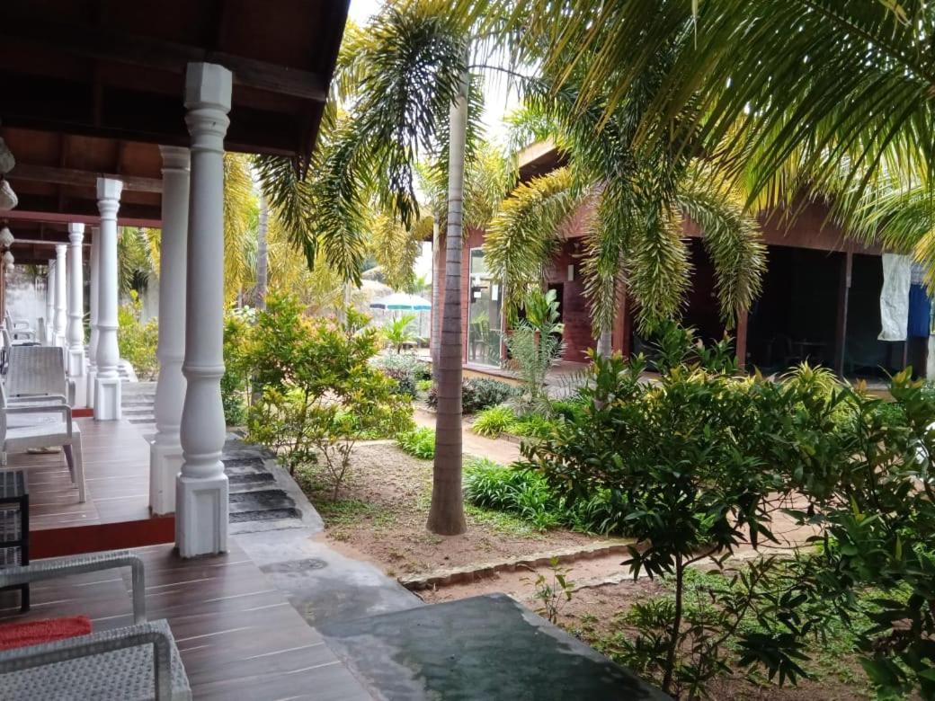 Elegant Green Beach Resort Trincomalee Extérieur photo