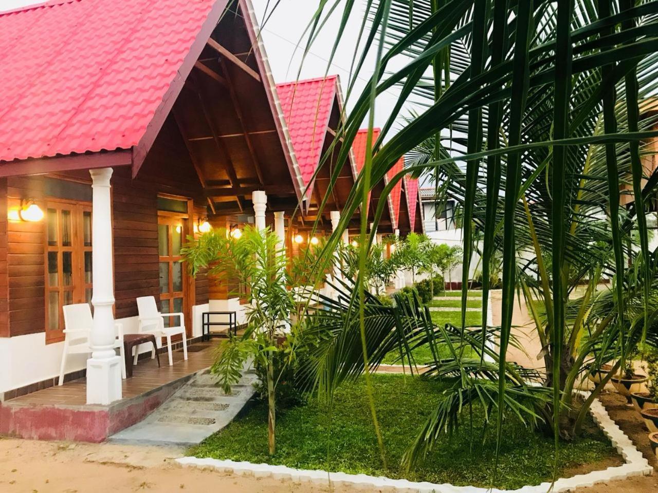 Elegant Green Beach Resort Trincomalee Extérieur photo